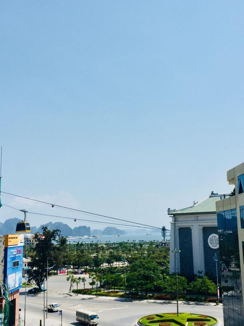 โรงแรมไอวี่ ฮาลอง ภายนอก รูปภาพ